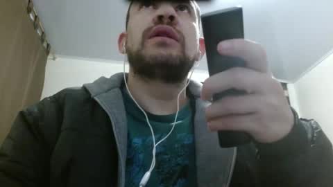 Snapshot of camiloking17 chatting on 02.24.25 camilo online show from 02.24.25
