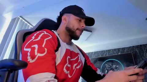 Snapshot of camilowatson chatting on 12.14.25 Camilo Watson online show from 12.14.25