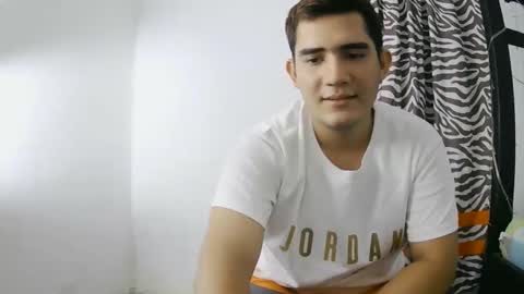Snapshot of camilowhite_ chatting on 09.30.25 Camilowhite online show from 09.30.25