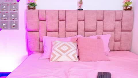 camiluxe online show from 01.08.26