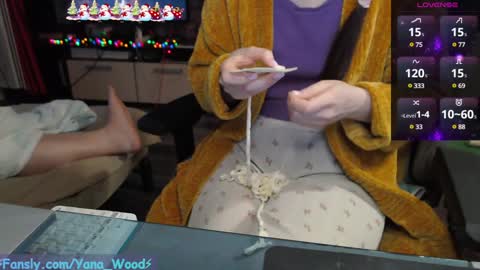 Snapshot of camkitana01 chatting on 01.22.25 Kitana online show from 01.22.25