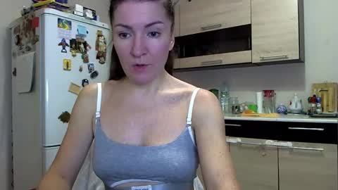 Taisia online show from 01.18.25