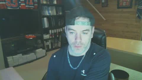 Snapshot of canadianboi6969 chatting on 02.21.25 CanadianBacon6969 online show from 02.21.25