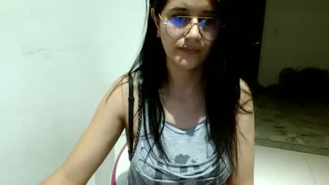 Snapshot of canddysexxx_ chatting on 01.17.25 Carolina online show from 01.17.25