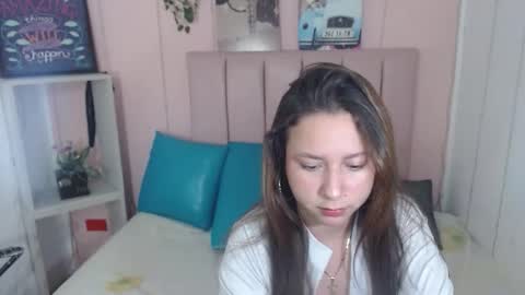 candela_dubout online show from 10.10.25