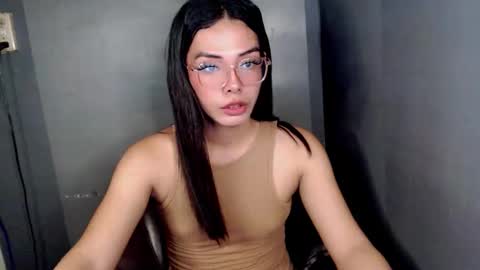 Snapshot of candi_blows chatting on 11.22.25 Candi online show from 11.22.25