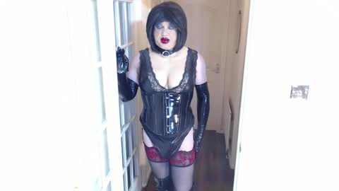 Snapshot of candi_smokes chatting on 03.14.26 candi smokes online show from 03.14.26