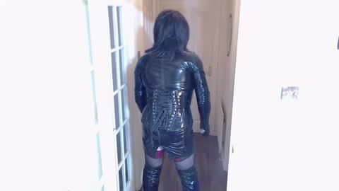 Snapshot of candi_smokes chatting on 03.24.26 candi smokes online show from 03.24.26