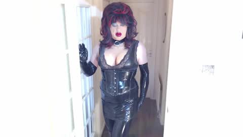 Snapshot of candi_smokes chatting on 04.24.26 candi smokes online show from 04.24.26