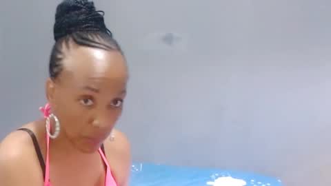 Snapshot of candidlily chatting on 01.31.25 Candidlily online show from 01.31.25