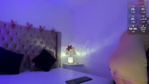 Snapshot of candiegilson__ chatting on 04.29.26 Candie online show from 04.29.26