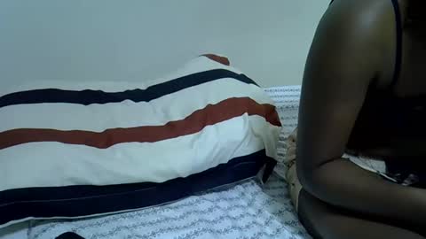 candiemaya online show from 10.30.25