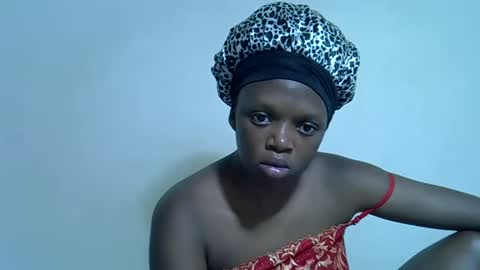 candiemaya online show from 04.10.26