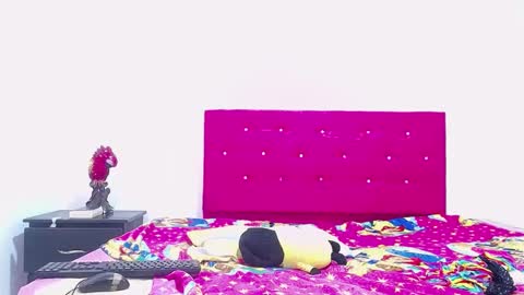 CANDY DUSTANO online show from 12.30.24