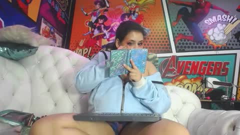 Snapshot of candy_hairy chatting on 10.08.25 candy online show from 10.08.25