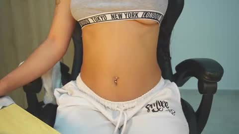 Nickol online show from 02.28.26