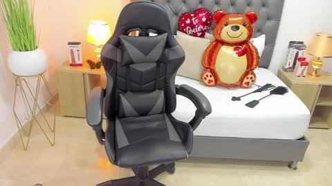 CANDY online show from 02.18.25