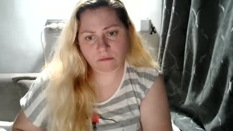 Laura online show from 03.06.25