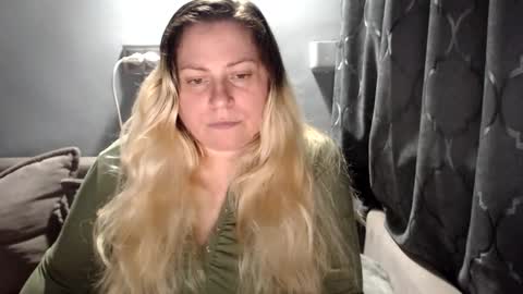 Laura online show from 03.05.26