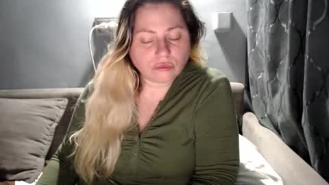 Laura online show from 03.28.26