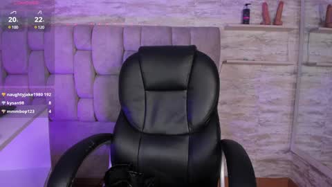 Snapshot of candycuckol chatting on 01.19.25 Candy online show from 01.19.25