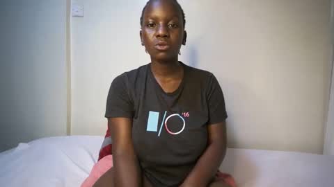 Snapshot of candycurly_ chatting on 11.01.25 candycurly_ online show from 11.01.25