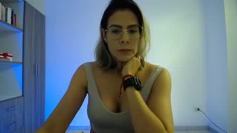 Candy Dowson online show from 02.02.26