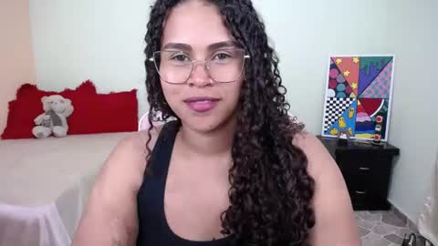 Snapshot of candyhot_sex chatting on 07.28.26 Karen online show from 07.28.26