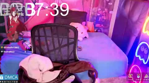 Candy online show from 11.25.25