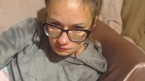 Snapshot of candylady13 chatting on 09.28.25 say meow and send tips online show from 09.28.25