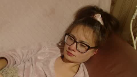 say meow and send tips  online show from 10.23.25