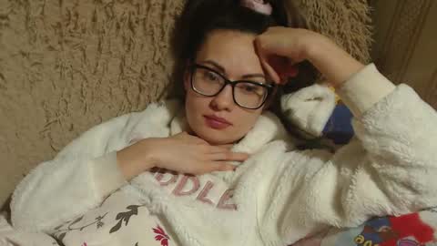 Snapshot of candylady136 chatting on 02.09.25 say meow and send tip online show from 02.09.25