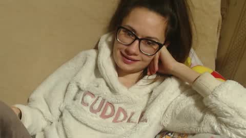 Snapshot of candylady136 chatting on 03.03.25 say meow and send tip online show from 03.03.25