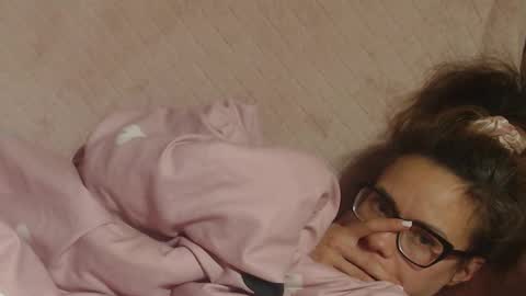 say meow and send tip  online show from 10.22.25