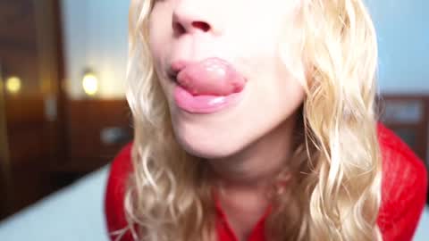 FANSLY  -    online show from 03.01.26