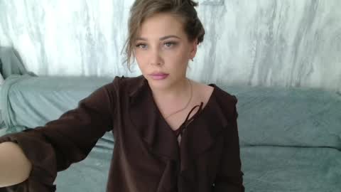 Snapshot of candymini chatting on 06.06.26 candymini online show from 06.06.26