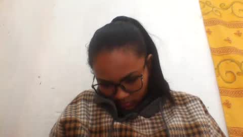 Snapshot of candysourensx chatting on 06.25.26 CandySourensx online show from 06.25.26