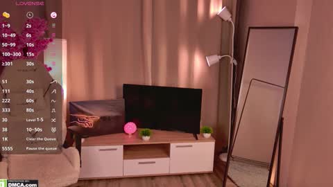 Snapshot of candyygirl44 chatting on 02.24.26 Karina online show from 02.24.26