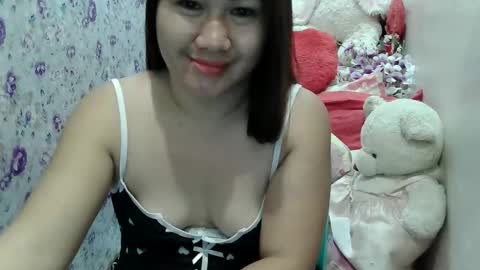 Snapshot of candyyonah03 chatting on 04.22.26 candyyonah03 online show from 04.22.26