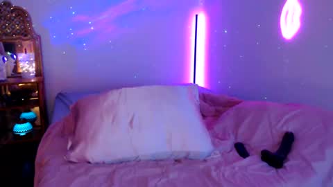 Snapshot of cannababykush chatting on 01.16.25 cnbabyk online show from 01.16.25