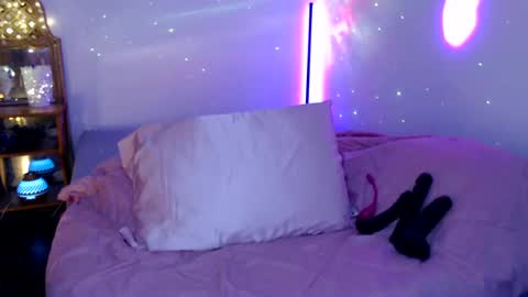 Snapshot of cannababykush chatting on 01.25.25 cnbabyk online show from 01.25.25