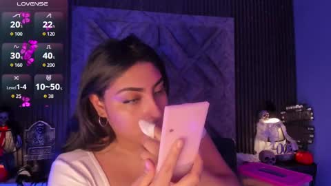 Snapshot of canndy_gaby chatting on 10.07.25 GABRIELA LOPEZ online show from 10.07.25