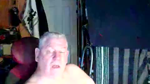 canoelicker69 online show from 10.12.25