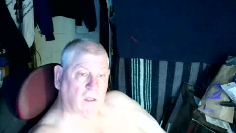 canoelicker69 online show from 08.01.26