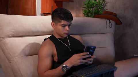 Snapshot of capizzi_ chatting on 10.03.25 David Capizzi online show from 10.03.25