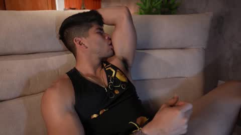 Snapshot of capizzi_ chatting on 10.07.25 David Capizzi online show from 10.07.25