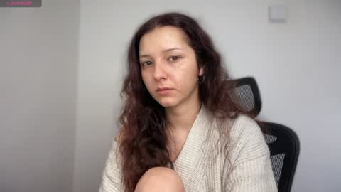 Emma online show from 12.11.24