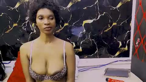 caramelminxx_ online show from 06.20.26