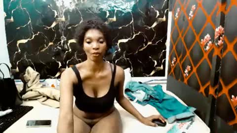 Snapshot of caramelminxx_ chatting on 06.27.26 caramelminxx_ online show from 06.27.26