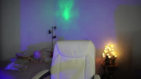 Snapshot of caramelo_xox chatting on 03.07.25 online show from 03.07.25